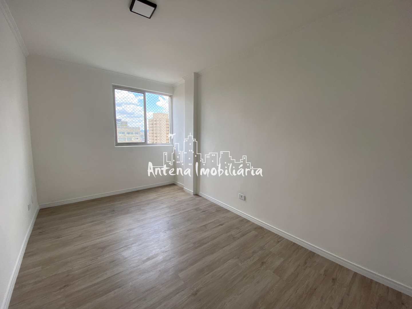 Apartamento para alugar com 1 quarto, 59m² - Foto 4