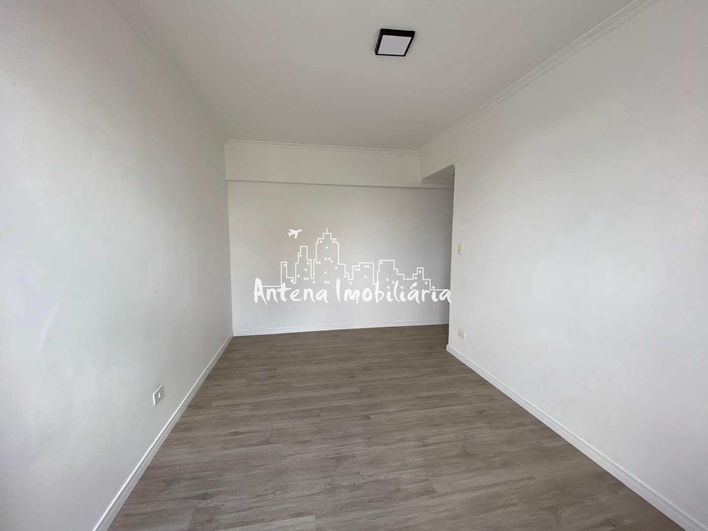 Apartamento para alugar com 1 quarto, 59m² - Foto 2