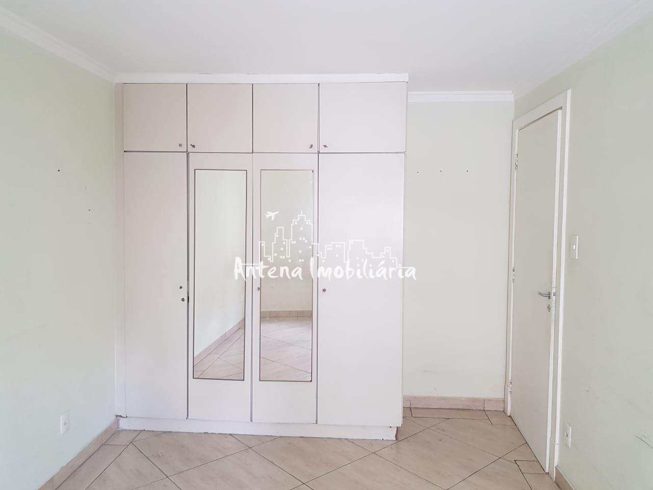 Apartamento à venda com 3 quartos, 68m² - Foto 4