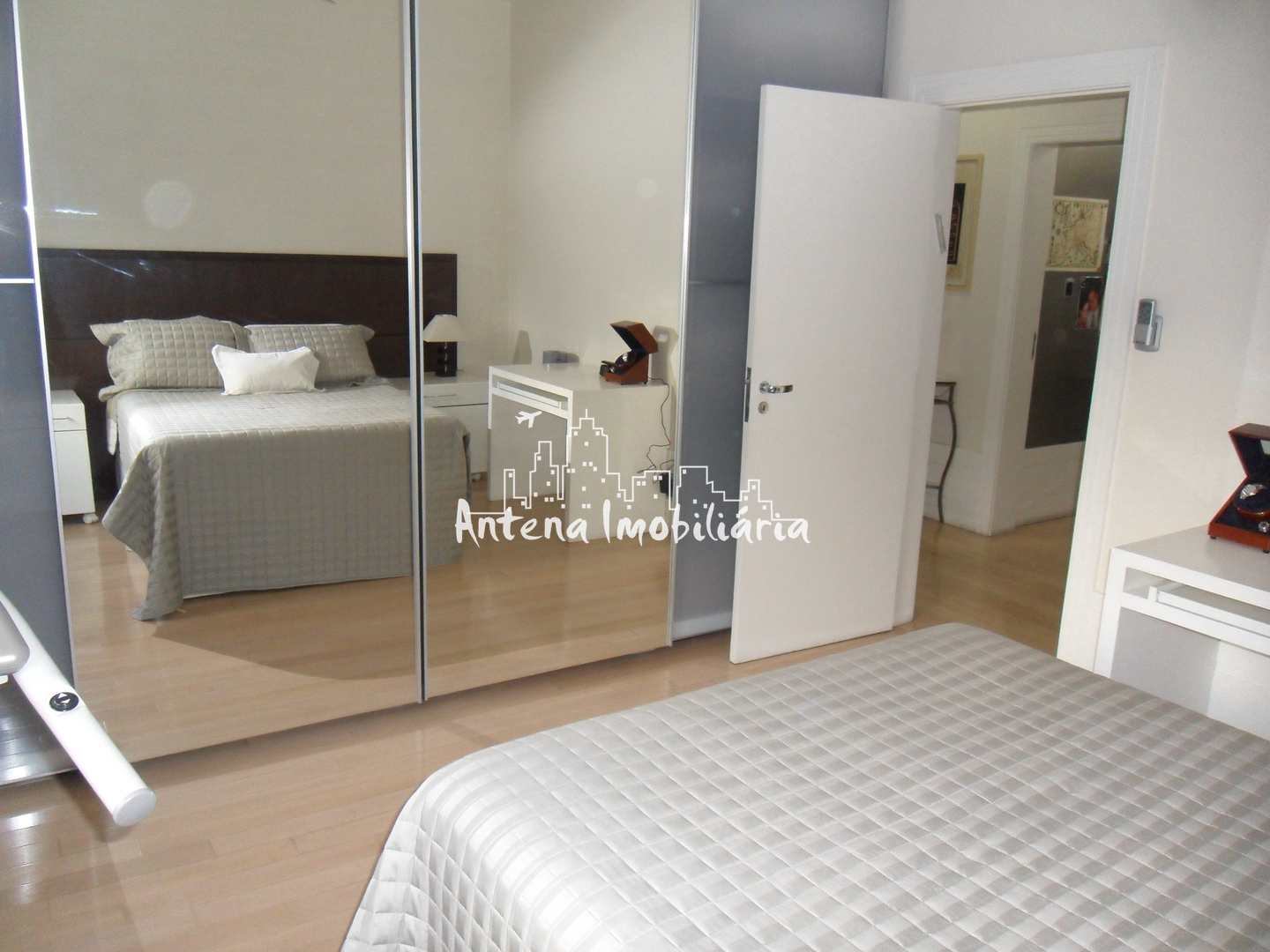 Apartamento à venda e aluguel com 3 quartos, 243m² - Foto 15