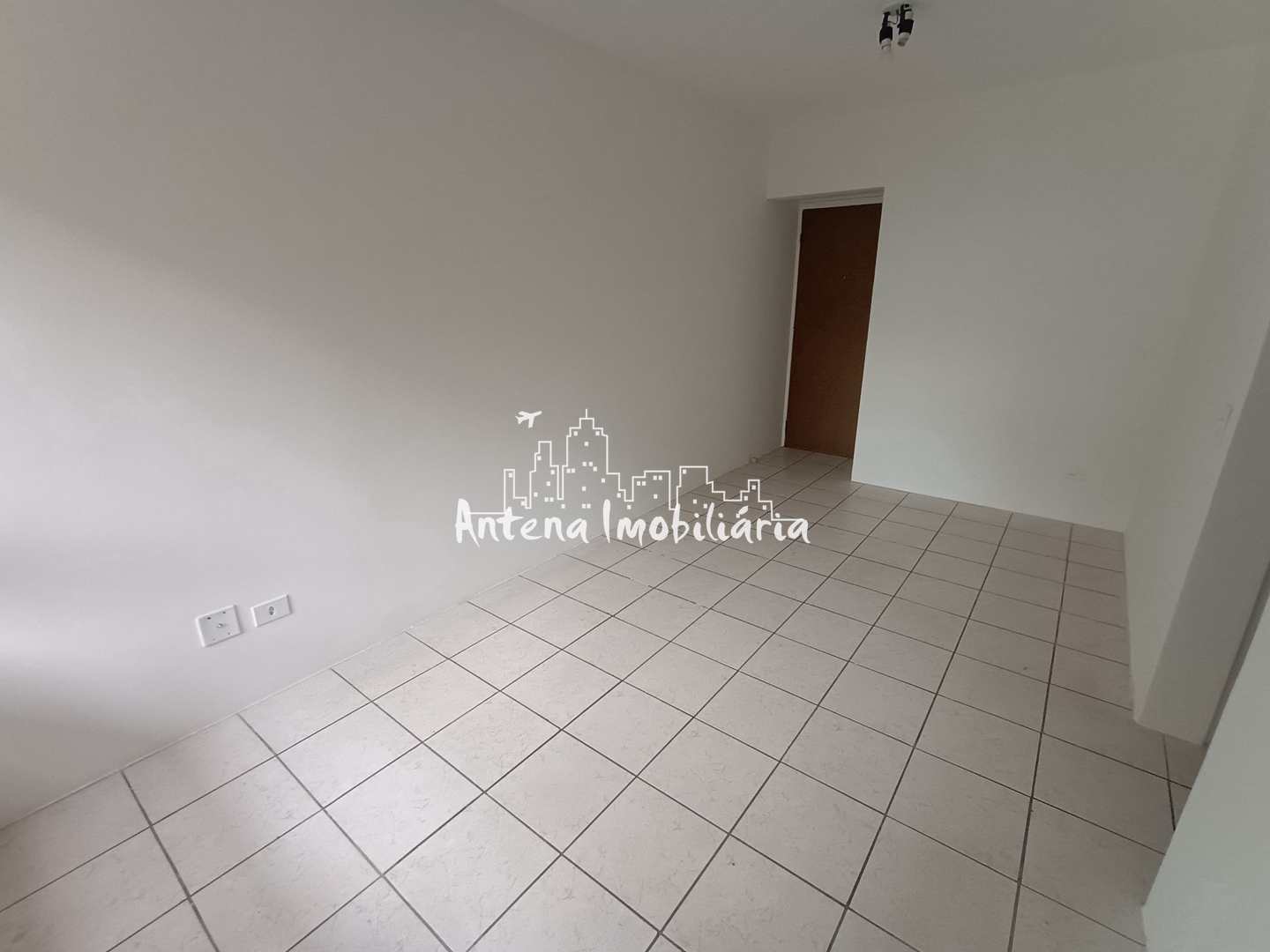 Apartamento para alugar com 1 quarto, 41m² - Foto 2