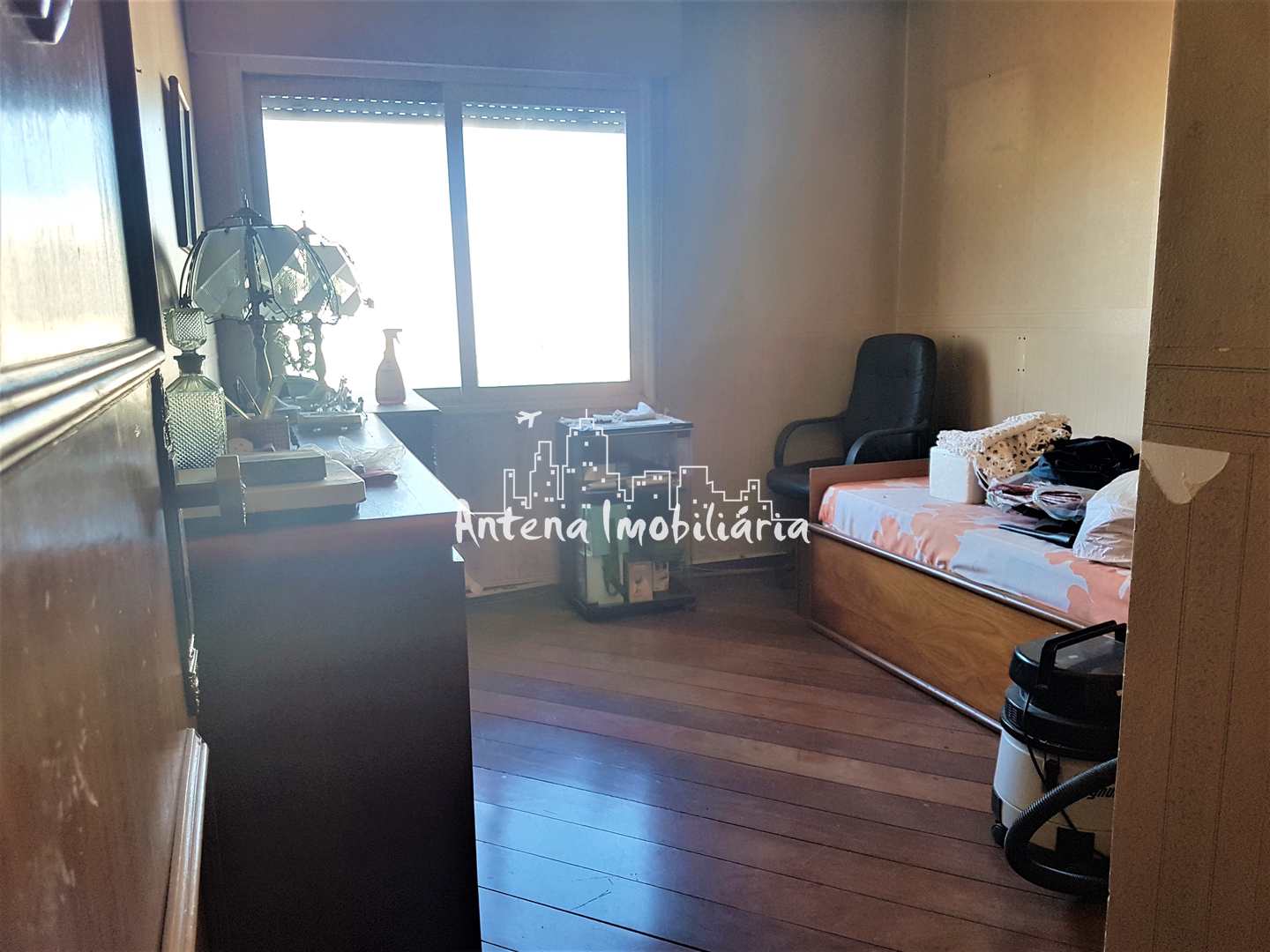 Apartamento à venda com 3 quartos, 95m² - Foto 4