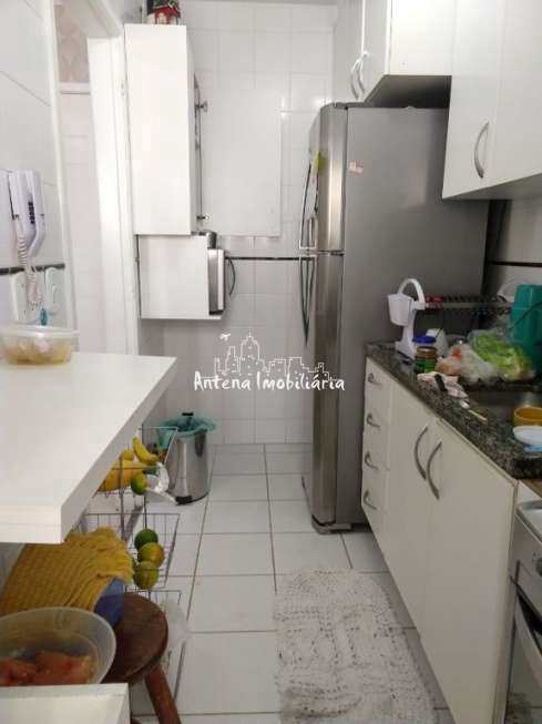 Apartamento à venda com 2 quartos, 53m² - Foto 12