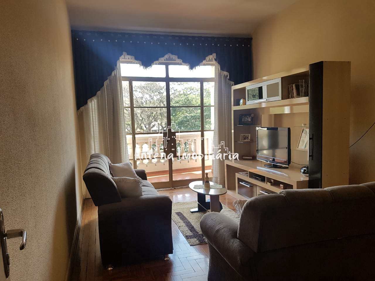 Apartamento à venda com 1 quarto, 88m² - Foto 2