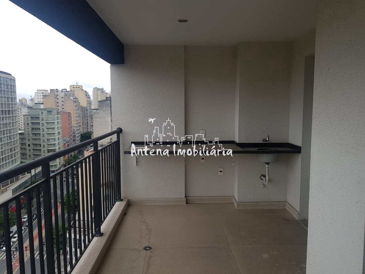 Apartamento à venda com 1 quarto, 35m² - Foto 2