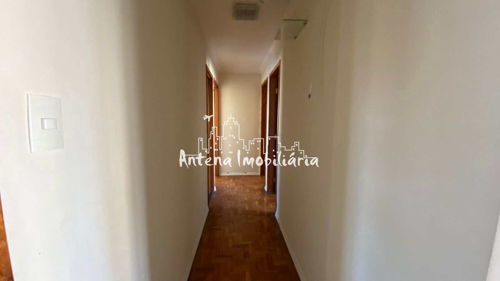 Apartamento à venda com 3 quartos, 113m² - Foto 4