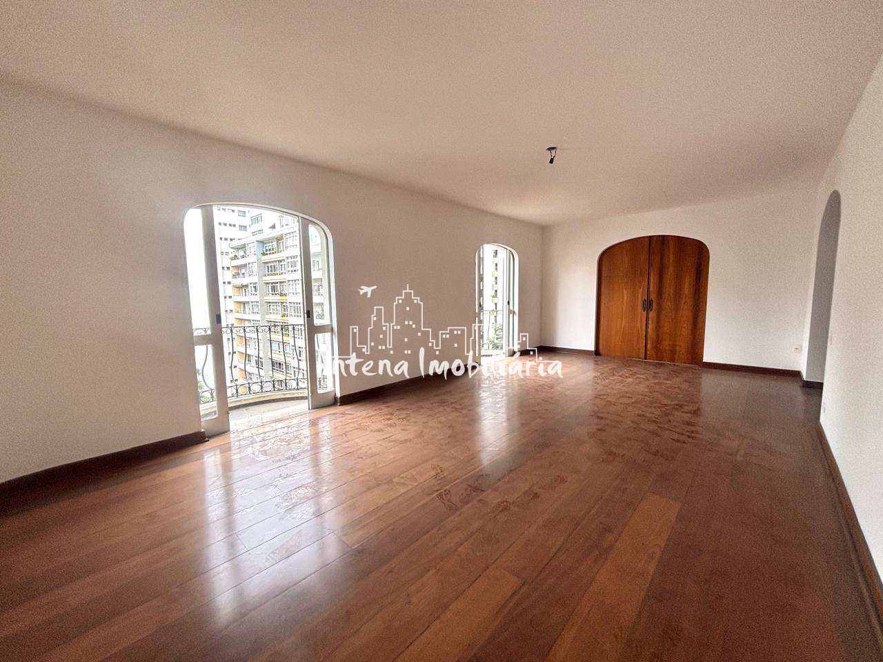 Apartamento para alugar com 4 quartos, 270m² - Foto 2