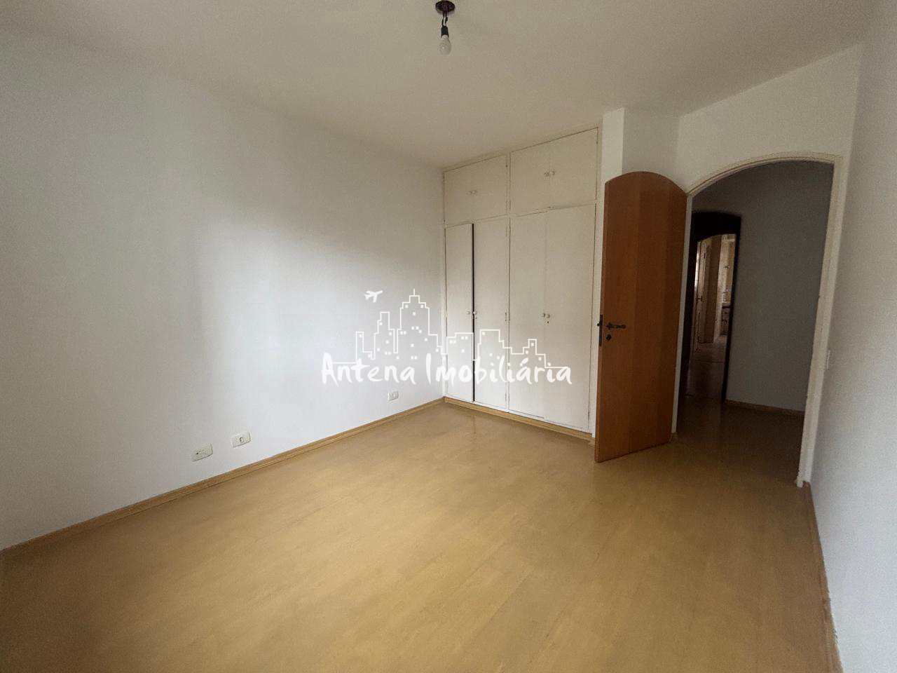 Apartamento para alugar com 4 quartos, 270m² - Foto 12