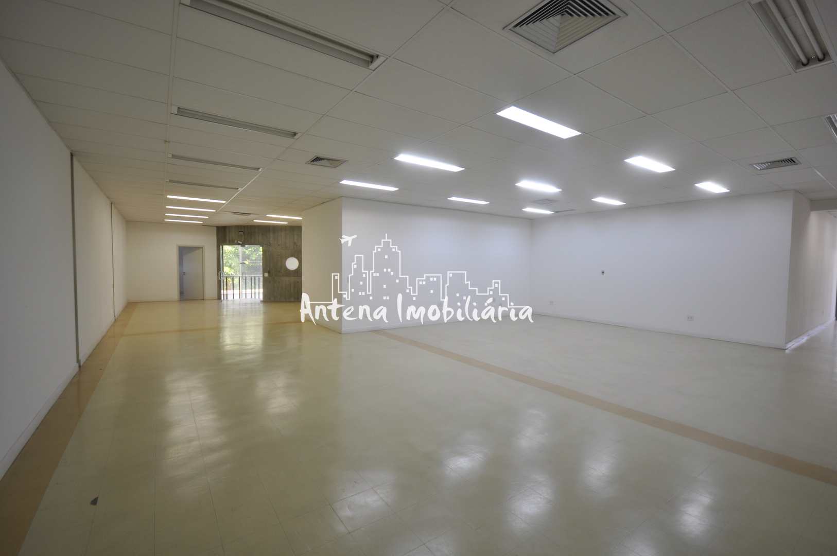 Prédio Inteiro para alugar, 1673m² - Foto 49