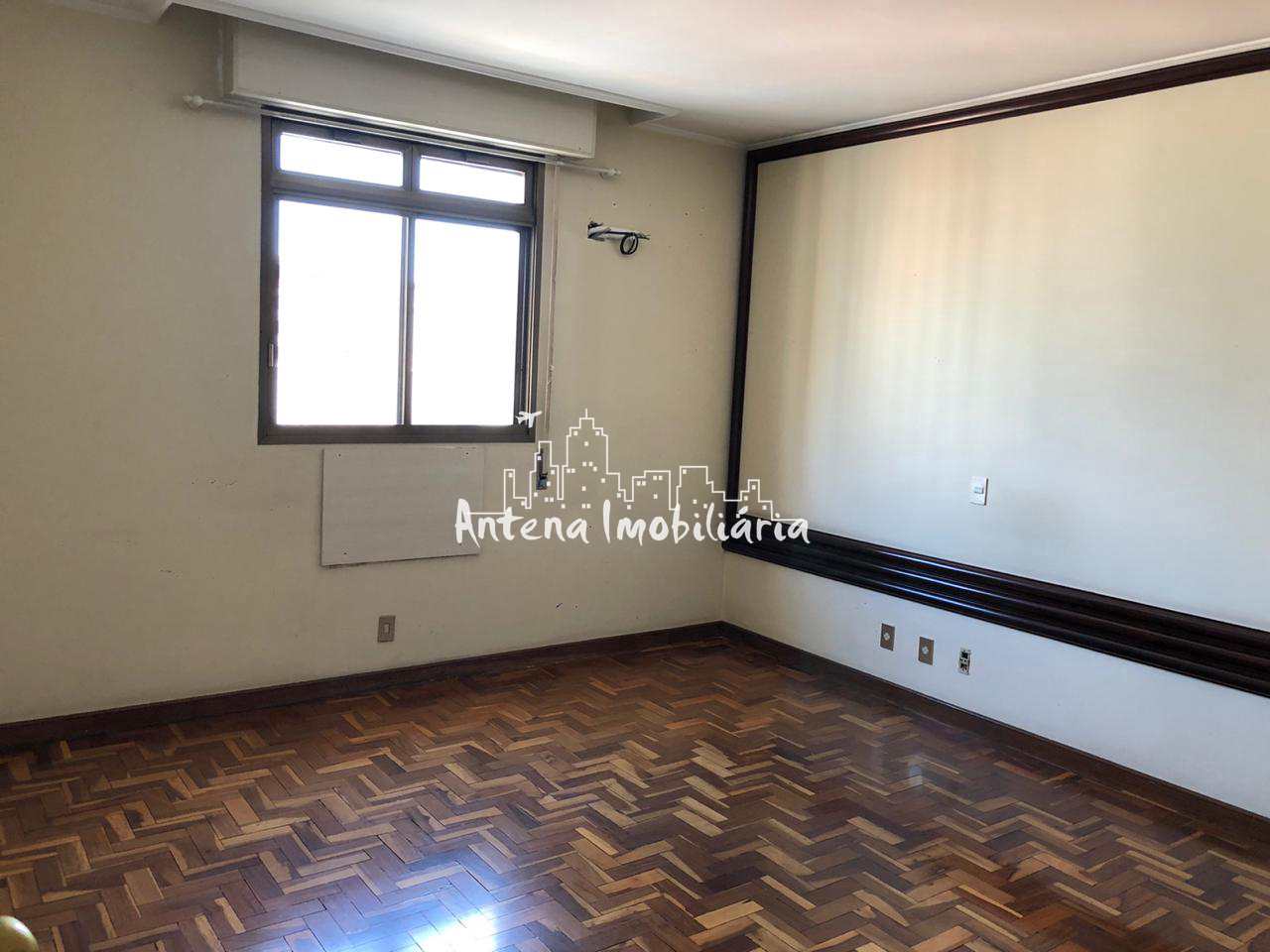 Apartamento à venda com 3 quartos, 270m² - Foto 18