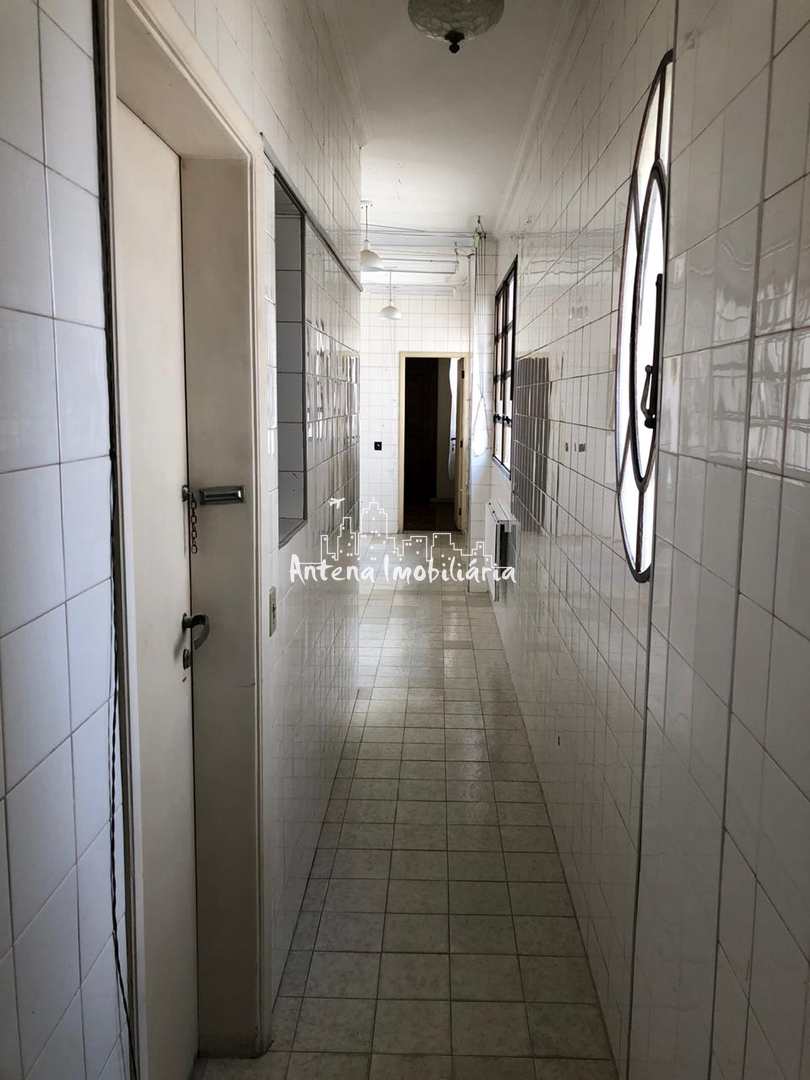 Apartamento à venda com 3 quartos, 270m² - Foto 25