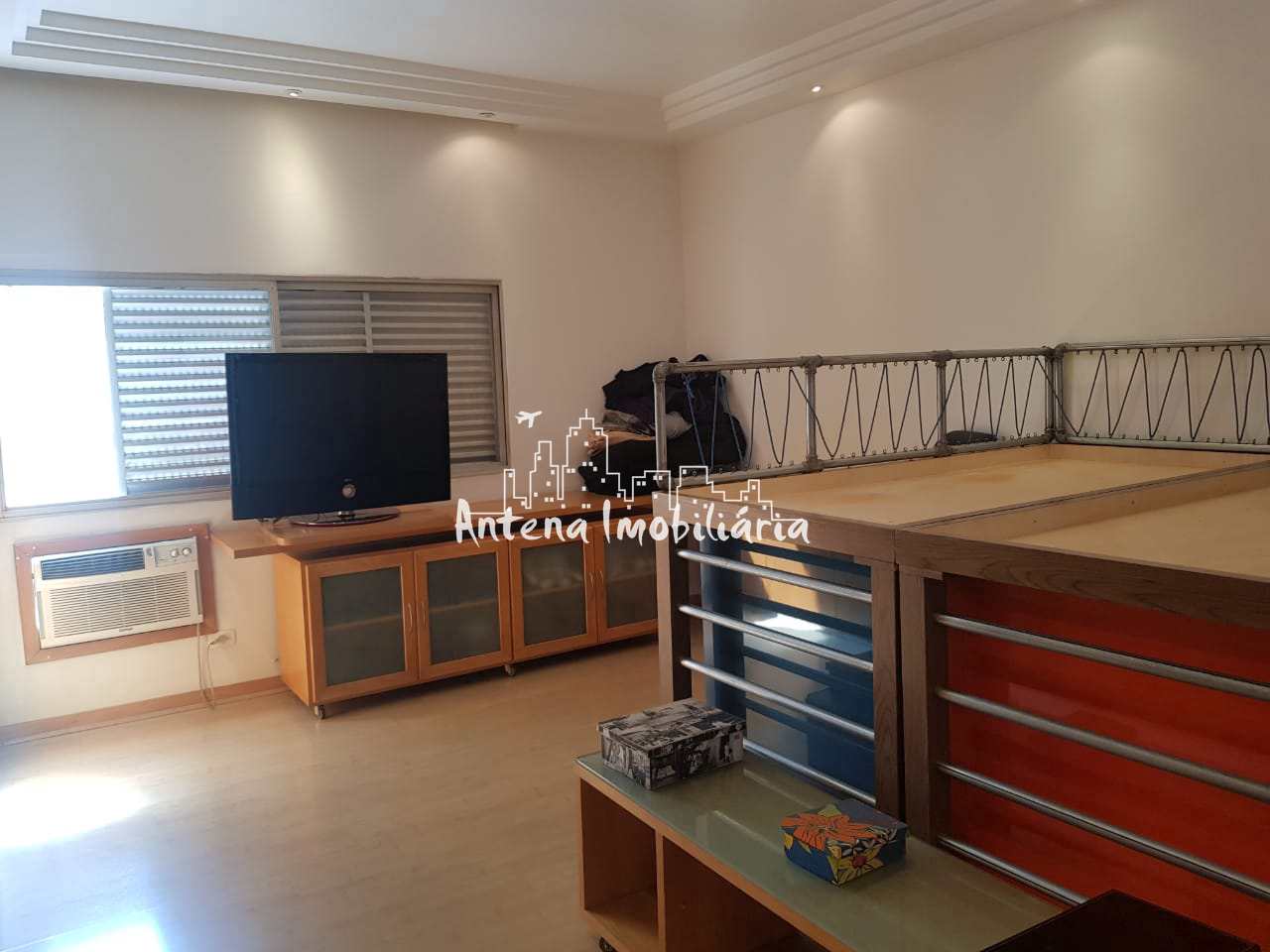 Apartamento à venda com 3 quartos, 270m² - Foto 10