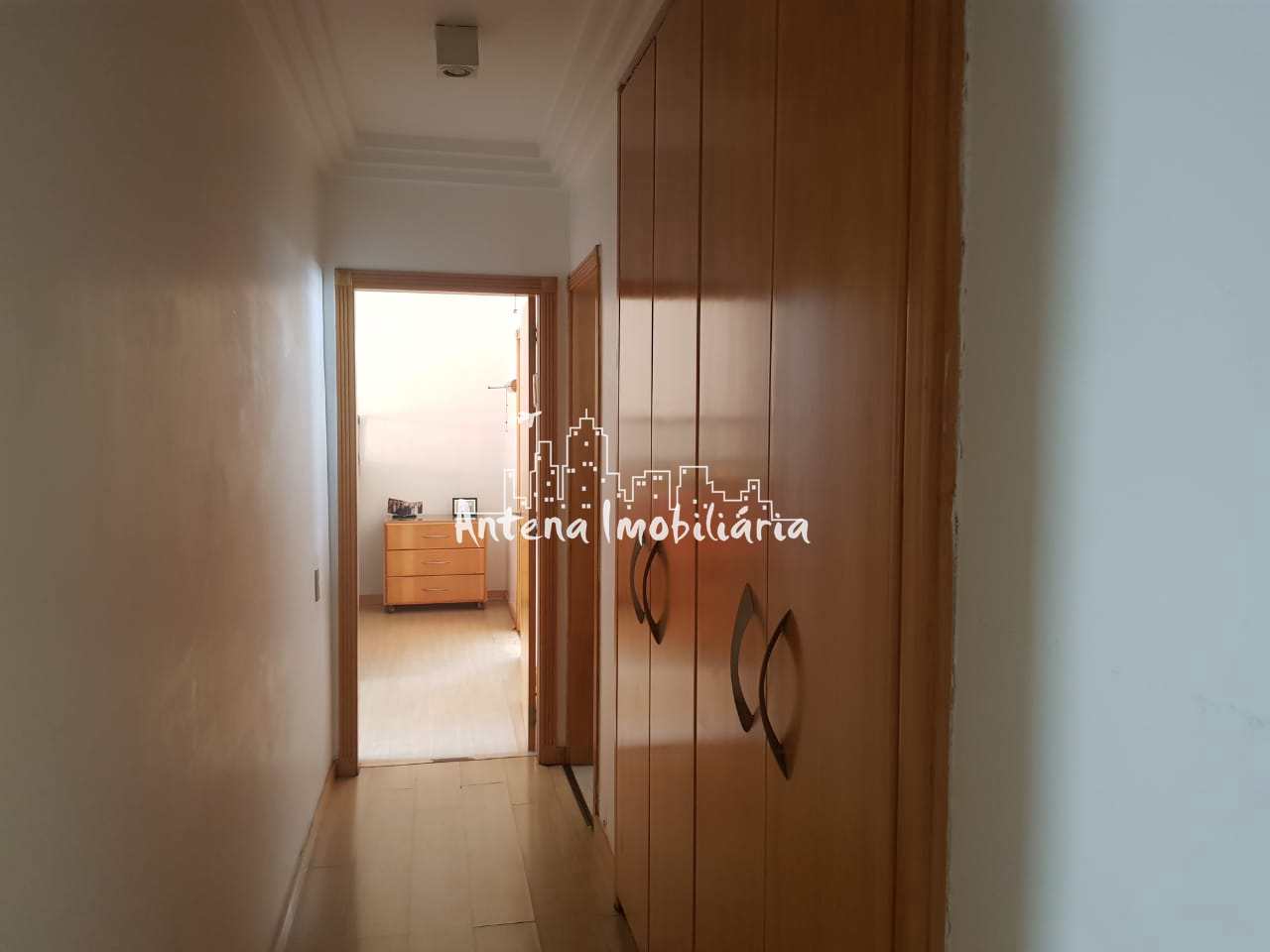 Apartamento à venda com 3 quartos, 270m² - Foto 9