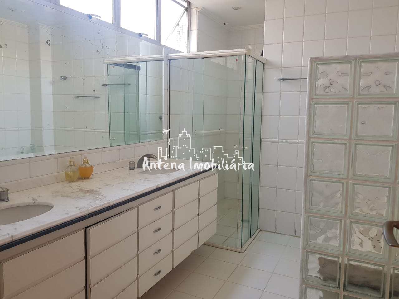 Apartamento à venda com 3 quartos, 270m² - Foto 13