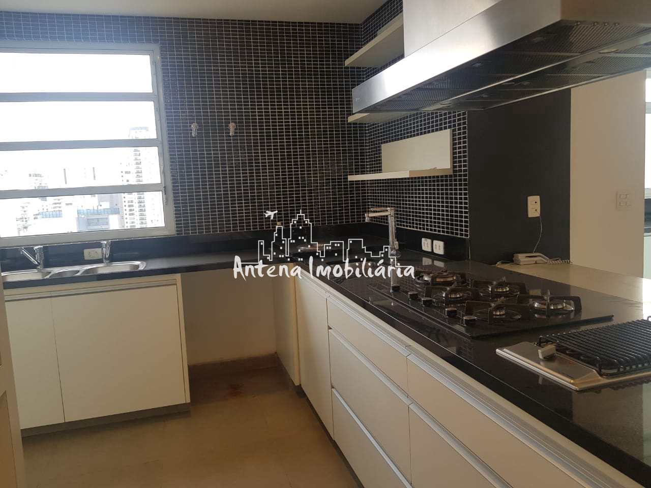 Apartamento à venda com 3 quartos, 256m² - Foto 21