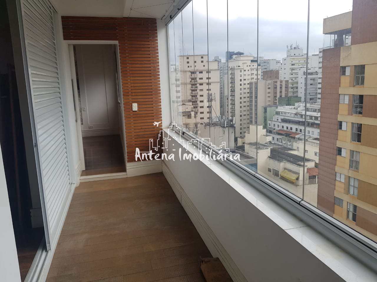 Apartamento à venda com 3 quartos, 256m² - Foto 7