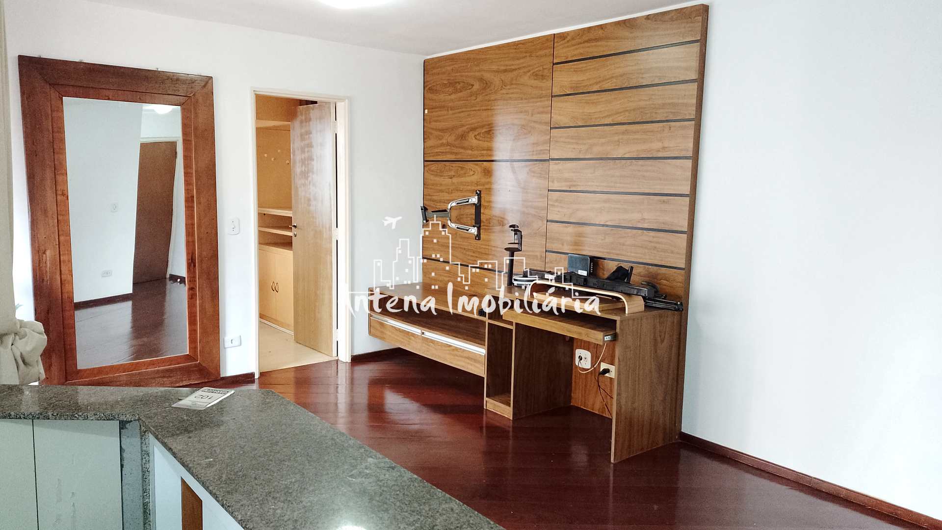 Apartamento à venda com 1 quarto, 42m² - Foto 3