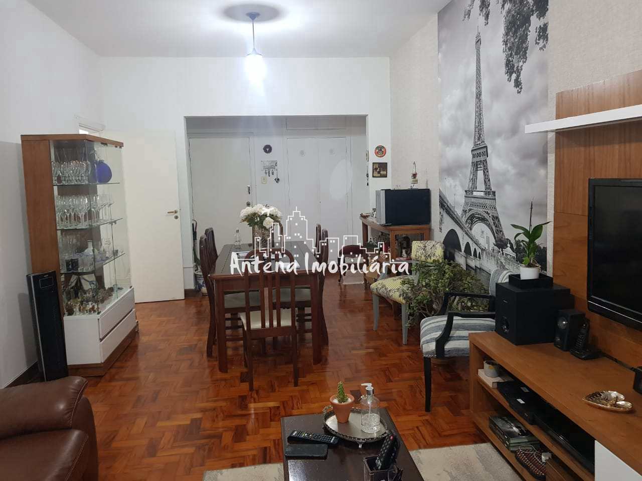 Apartamento à venda com 2 quartos, 133m² - Foto 1