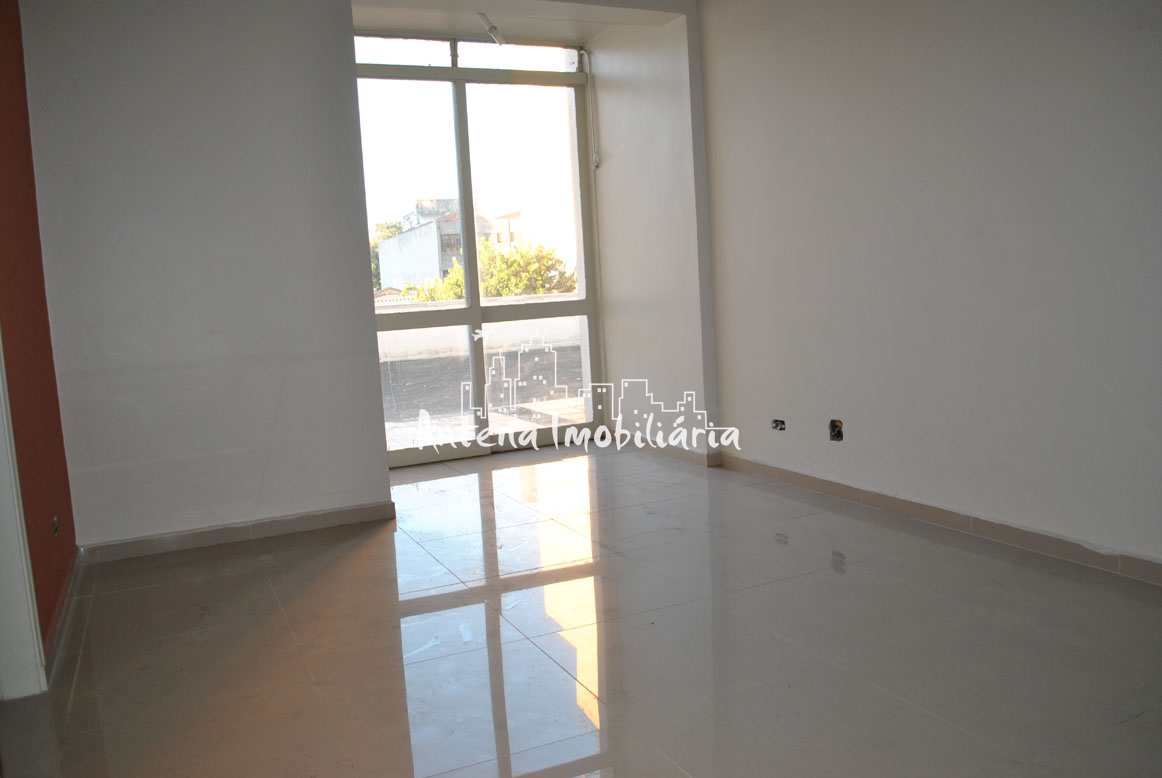 Apartamento à venda com 3 quartos, 88m² - Foto 1