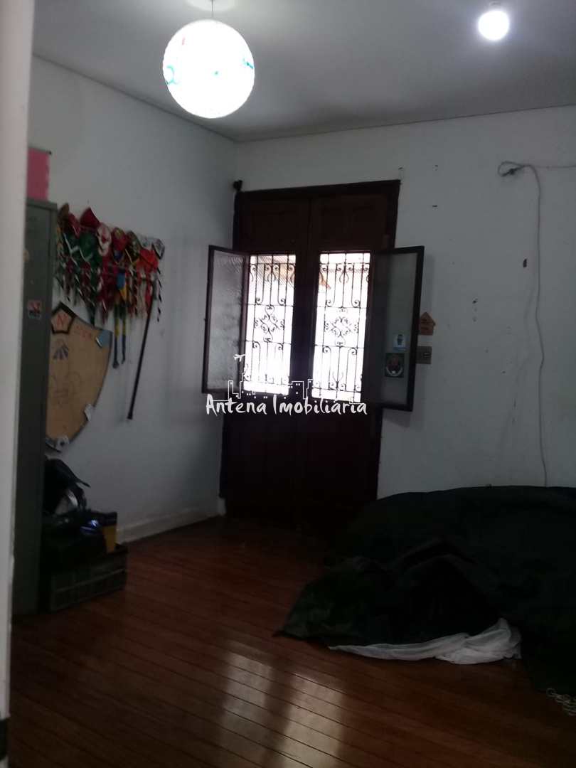 Casa à venda com 2 quartos, 100m² - Foto 4