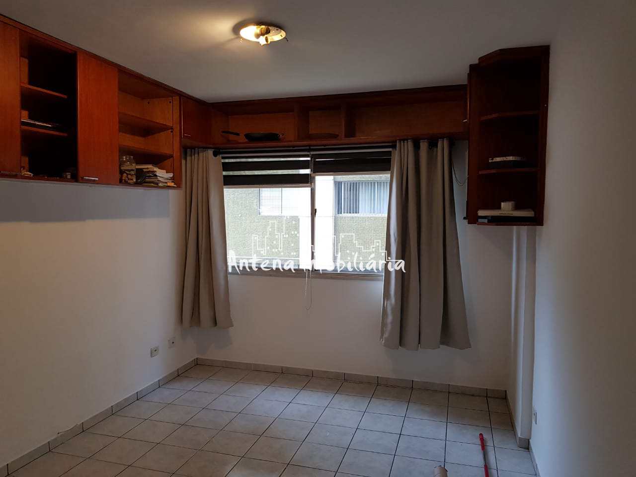 Apartamento à venda com 1 quarto, 48m² - Foto 1