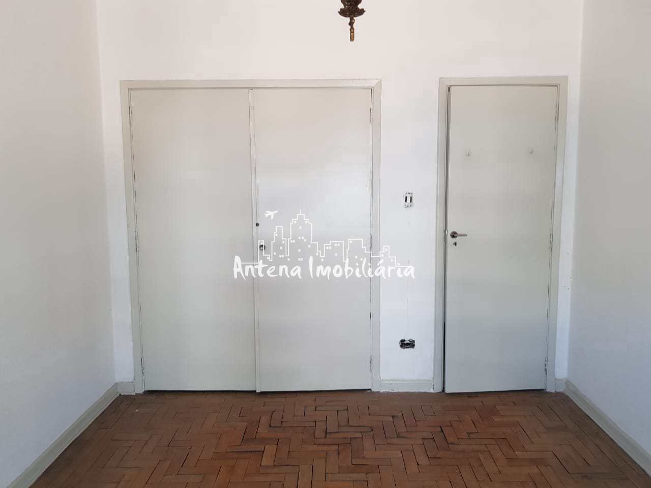 Apartamento à venda com 1 quarto, 55m² - Foto 4