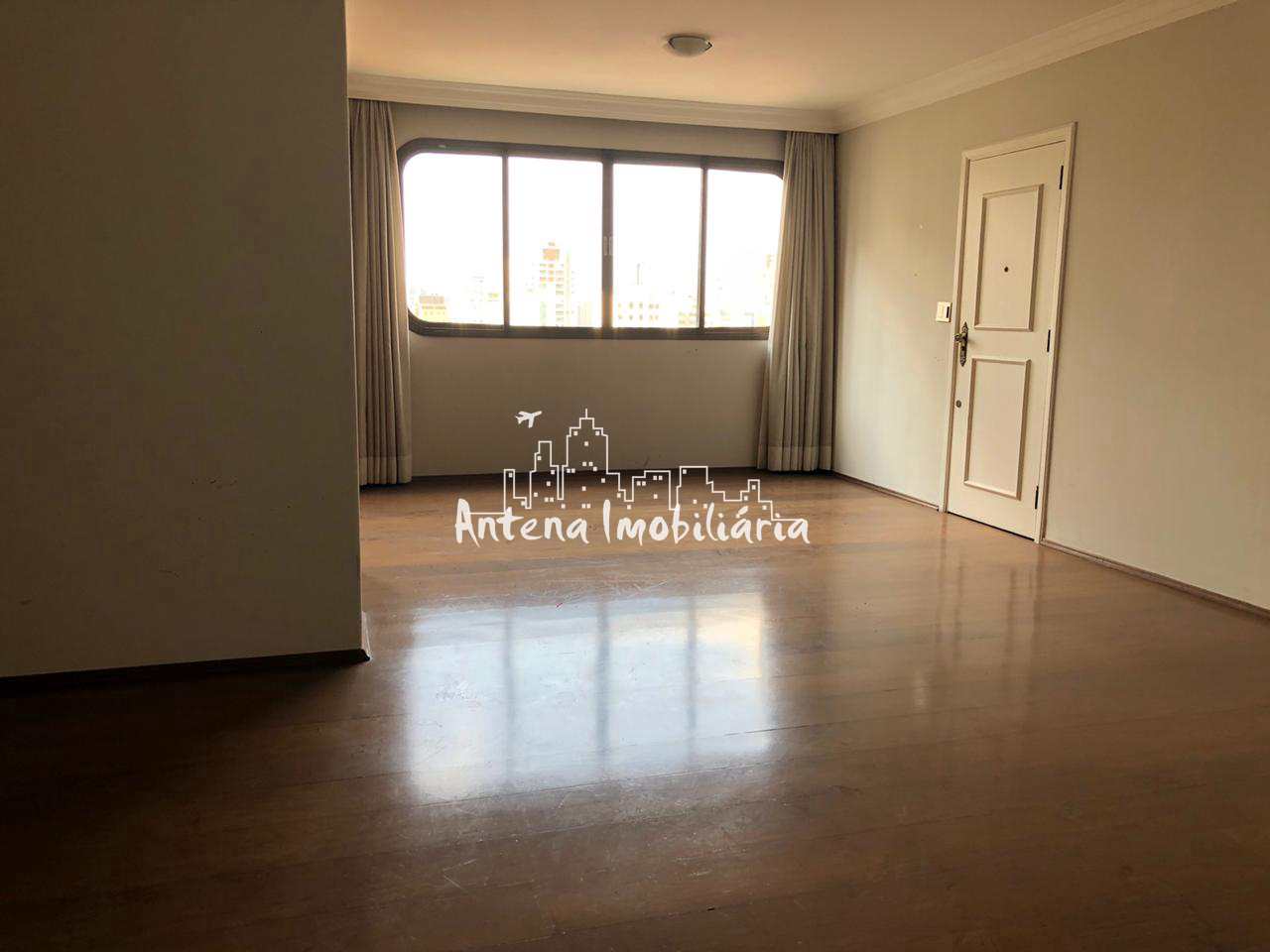 Apartamento à venda e aluguel com 3 quartos, 136m² - Foto 1