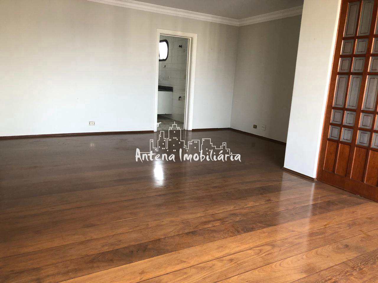 Apartamento à venda e aluguel com 3 quartos, 136m² - Foto 2