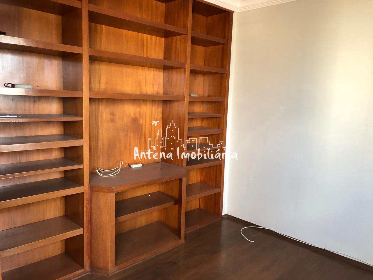 Apartamento à venda e aluguel com 3 quartos, 136m² - Foto 4