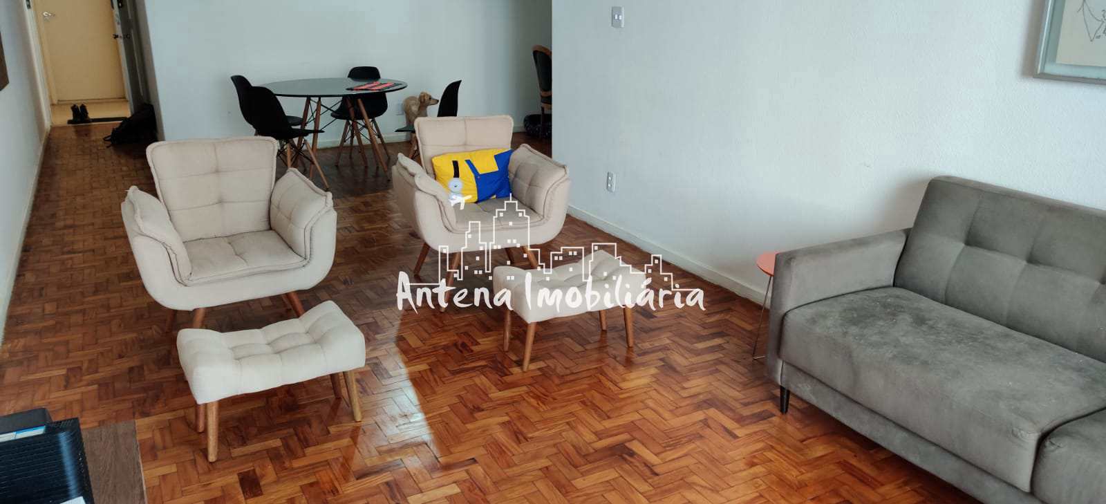 Apartamento à venda com 3 quartos, 135m² - Foto 4