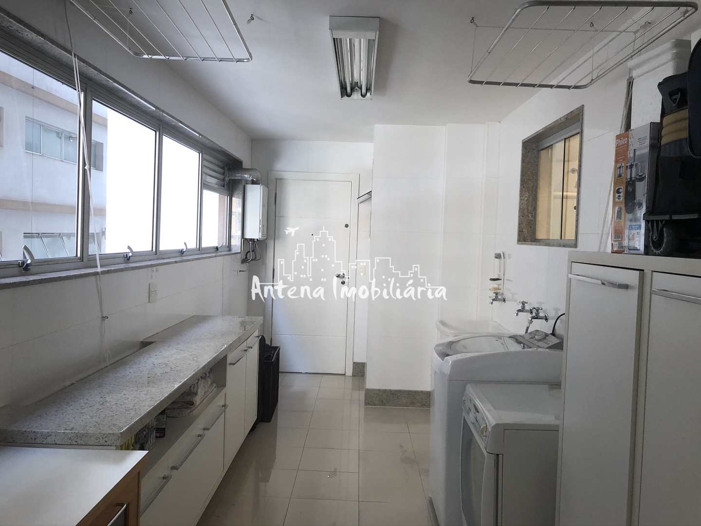 Apartamento à venda com 3 quartos, 180m² - Foto 29