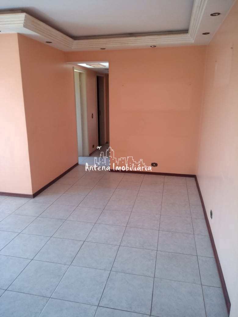 Apartamento à venda com 3 quartos, 80m² - Foto 3