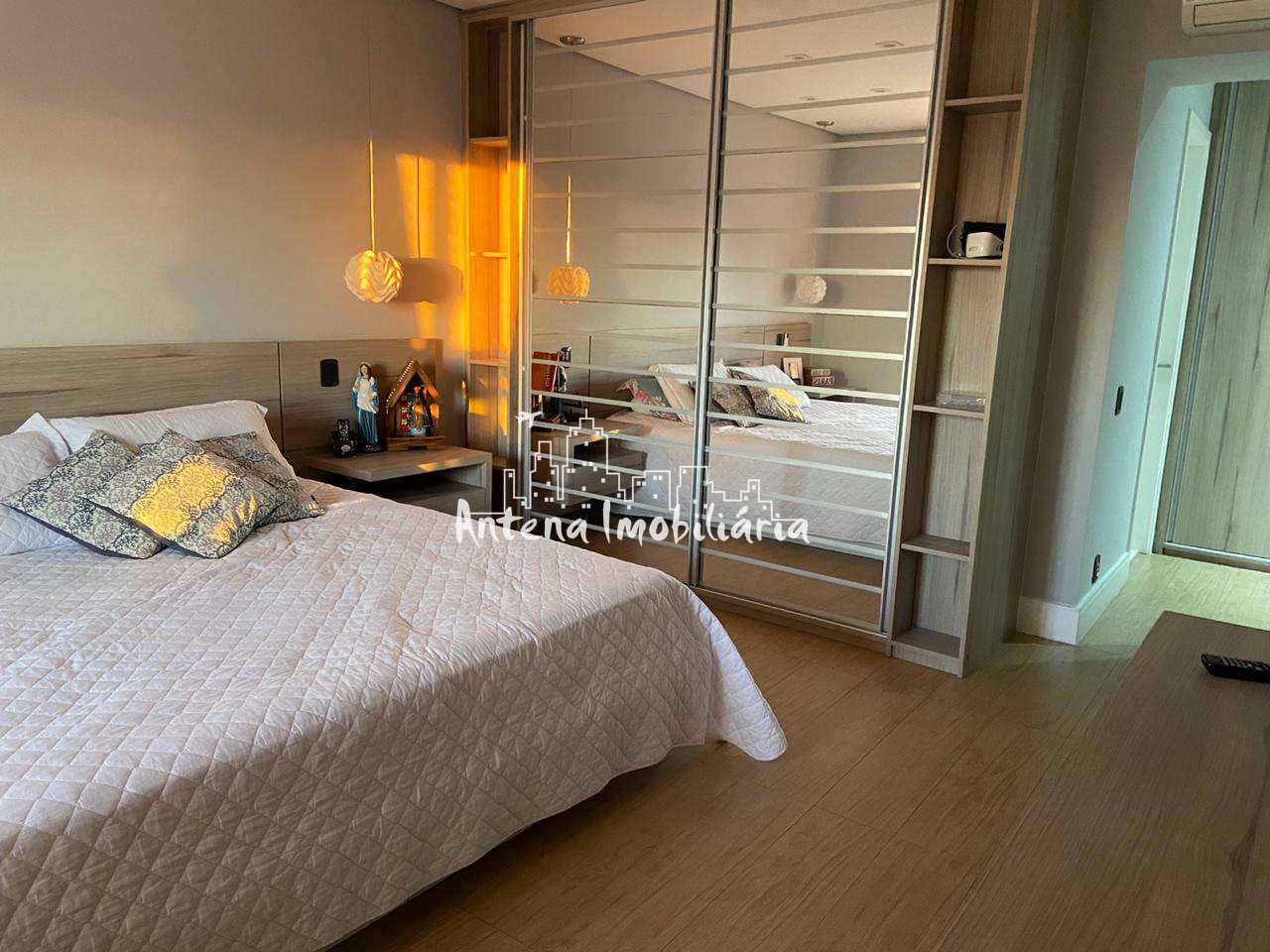 Apartamento à venda com 4 quartos, 191m² - Foto 27