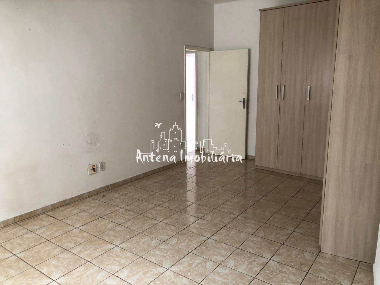 Apartamento à venda com 2 quartos, 80m² - Foto 4