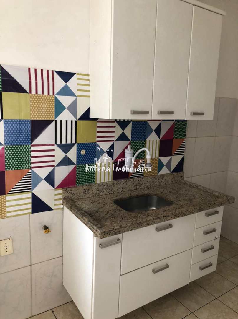 Apartamento à venda com 2 quartos, 80m² - Foto 15