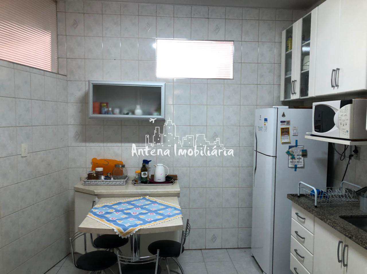 Apartamento à venda com 3 quartos, 188m² - Foto 19