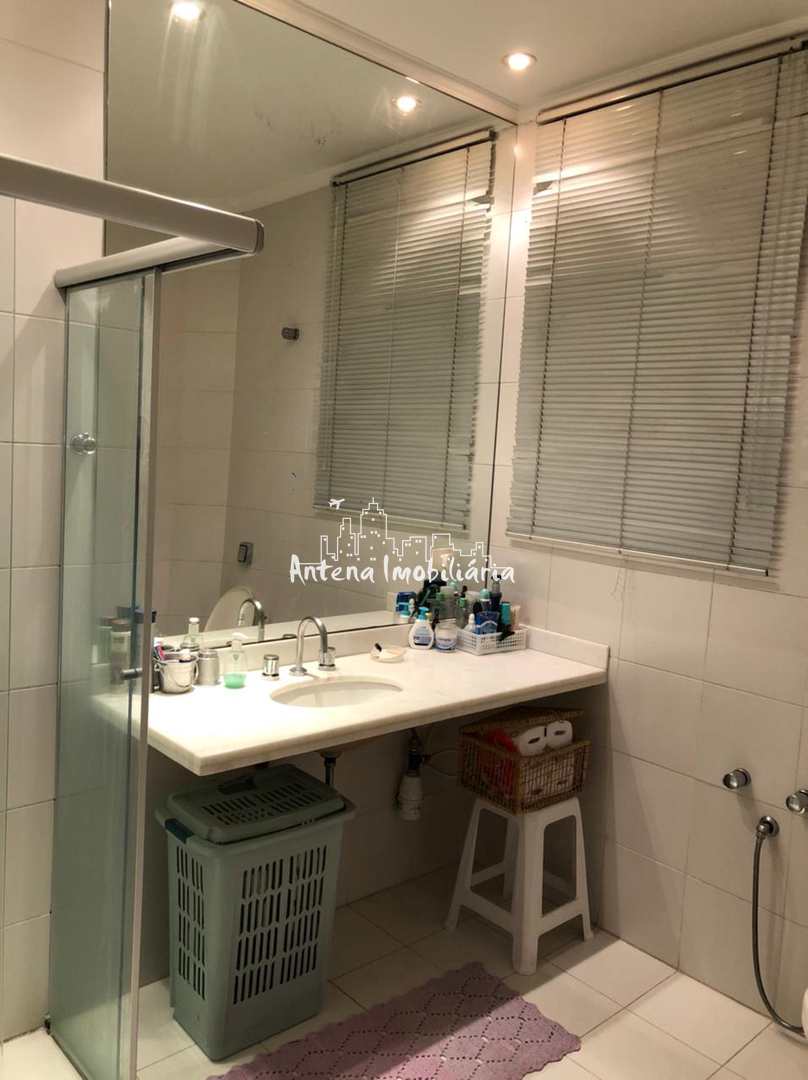 Apartamento à venda com 3 quartos, 188m² - Foto 16