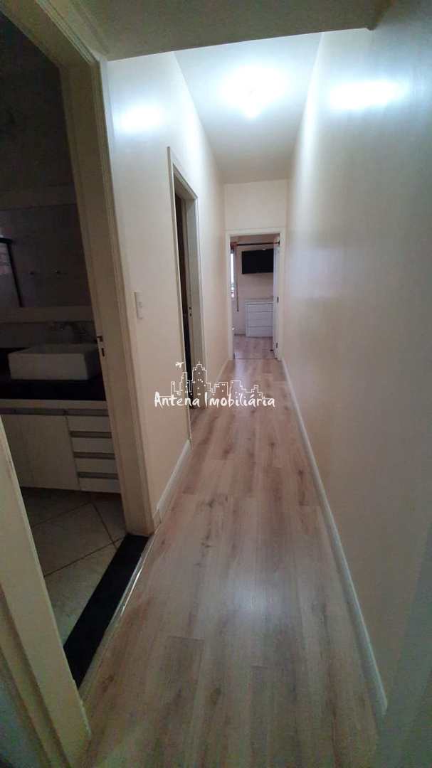 Apartamento à venda com 2 quartos, 70m² - Foto 4