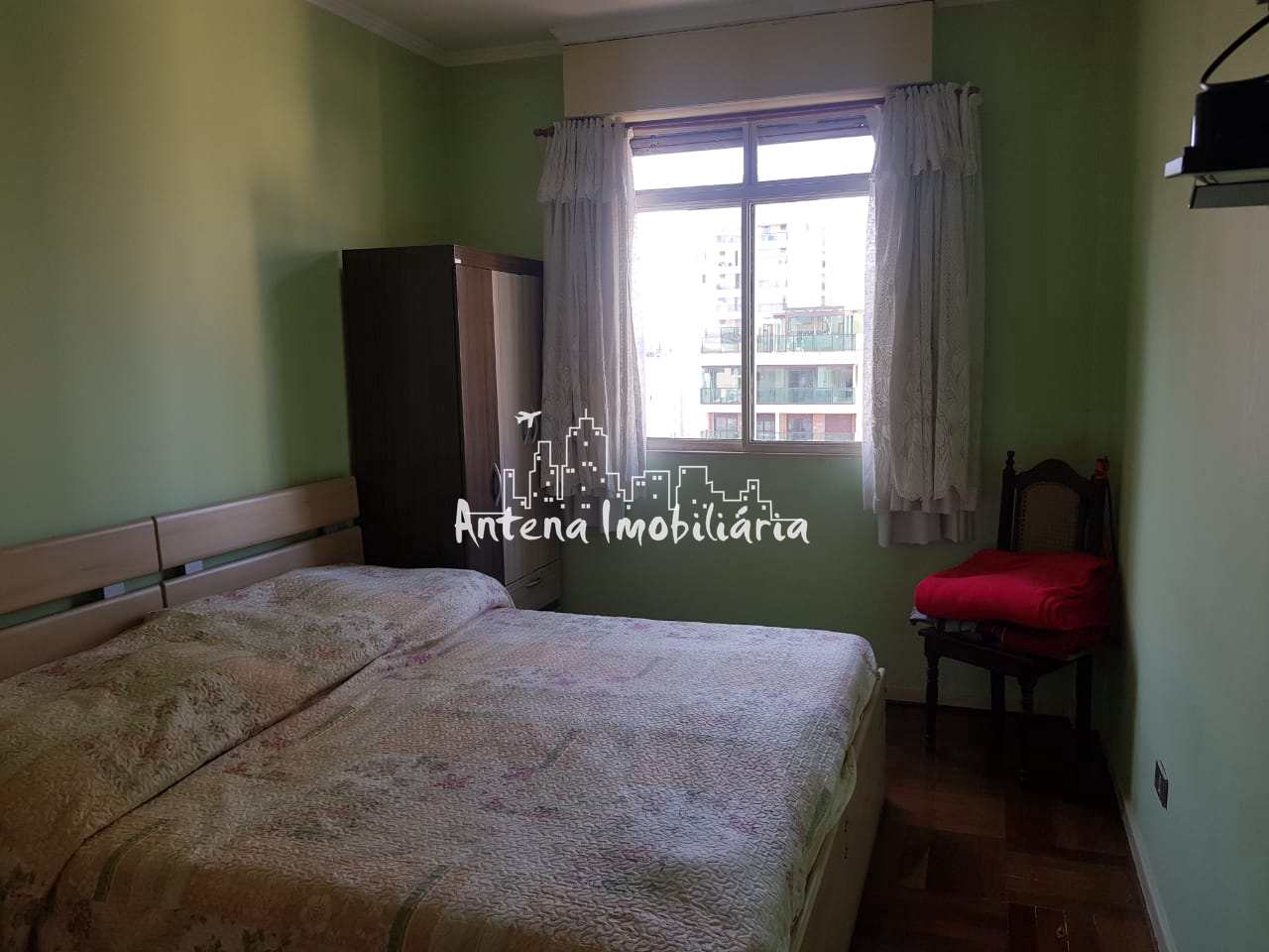 Apartamento à venda com 1 quarto, 50m² - Foto 3