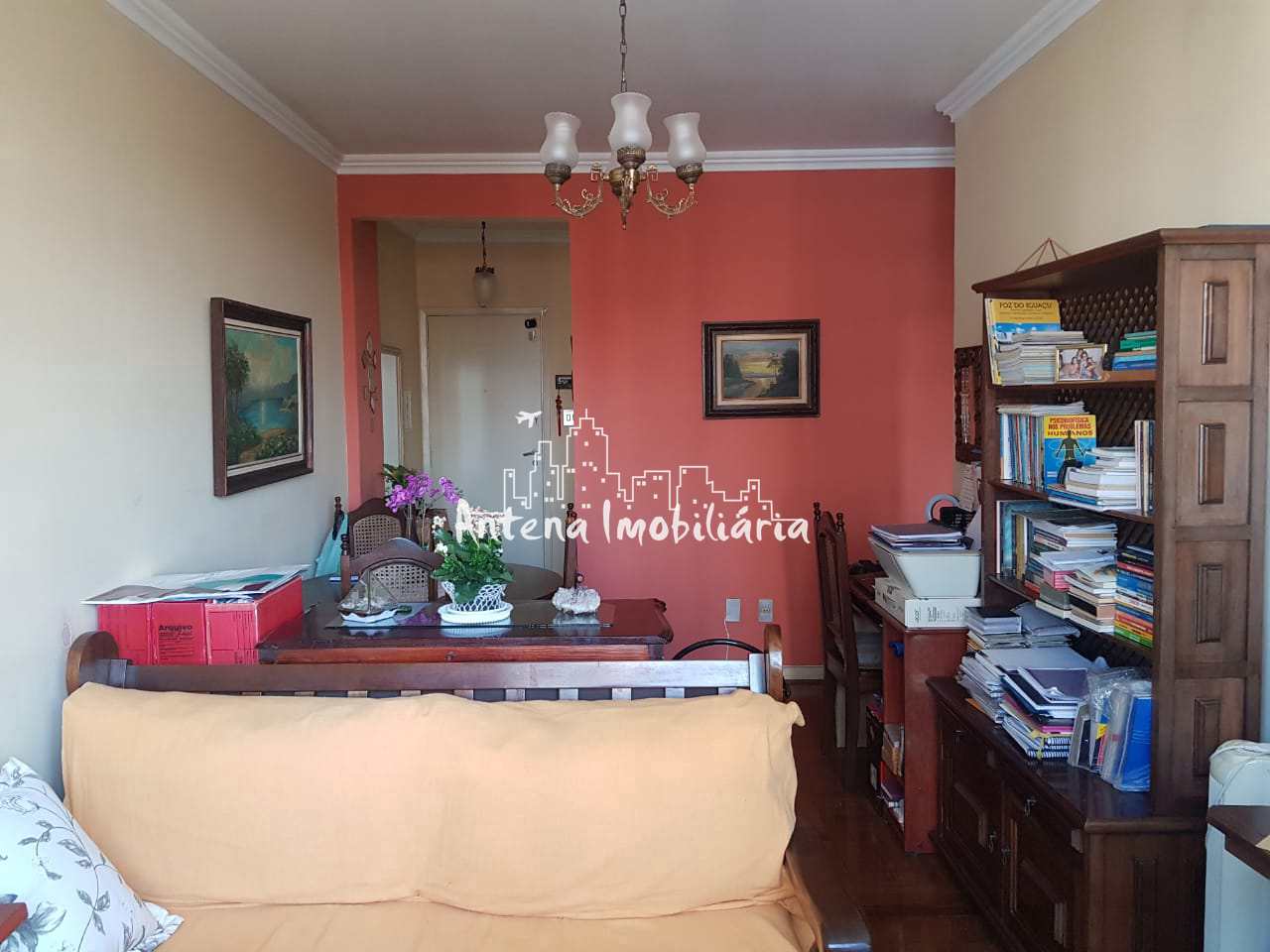 Apartamento à venda com 1 quarto, 50m² - Foto 2