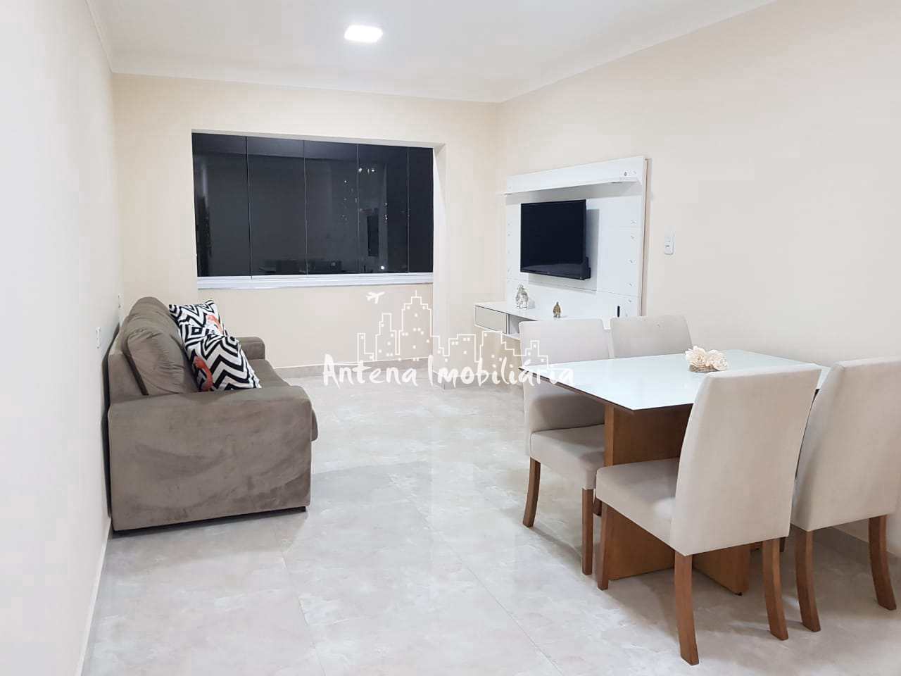 Apartamento à venda com 1 quarto, 65m² - Foto 1