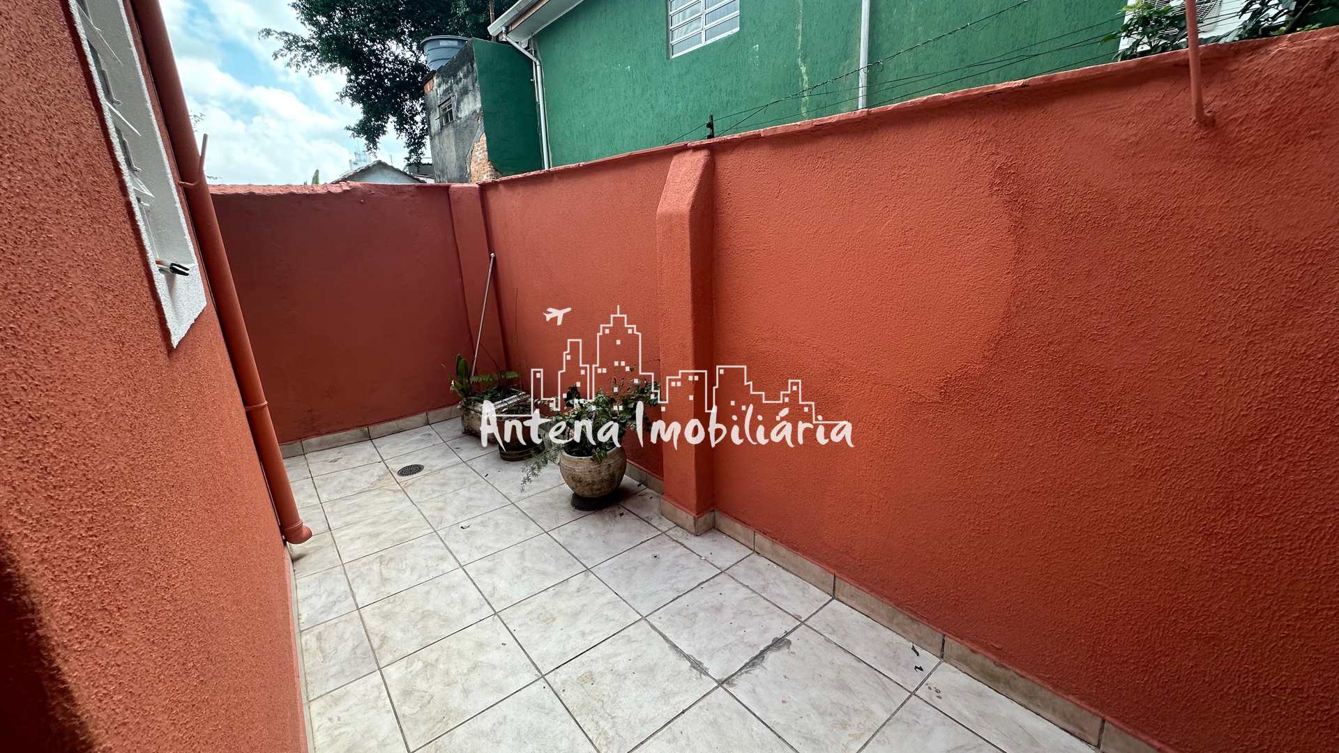 Casa à venda e aluguel com 2 quartos, 80m² - Foto 12