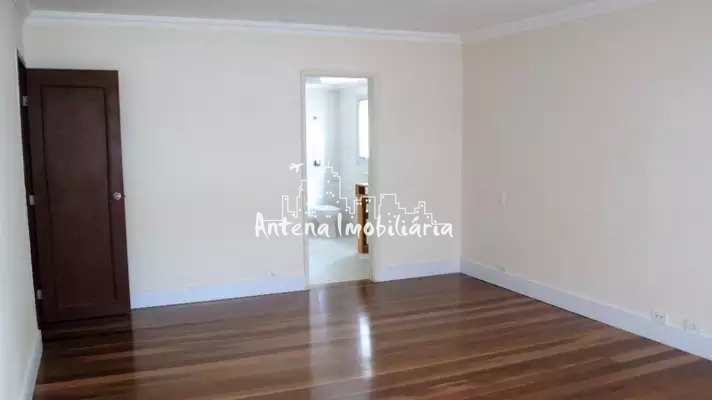 Apartamento à venda com 4 quartos, 222m² - Foto 17