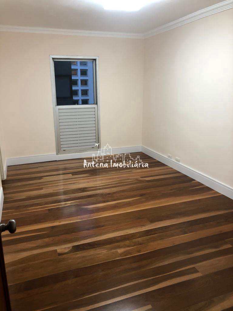 Apartamento à venda com 4 quartos, 222m² - Foto 5