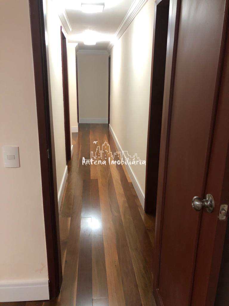 Apartamento à venda com 4 quartos, 222m² - Foto 13