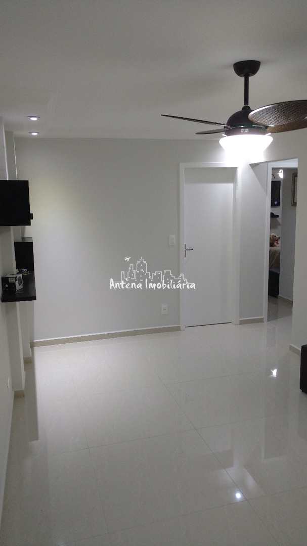 Apartamento à venda com 2 quartos, 74m² - Foto 3