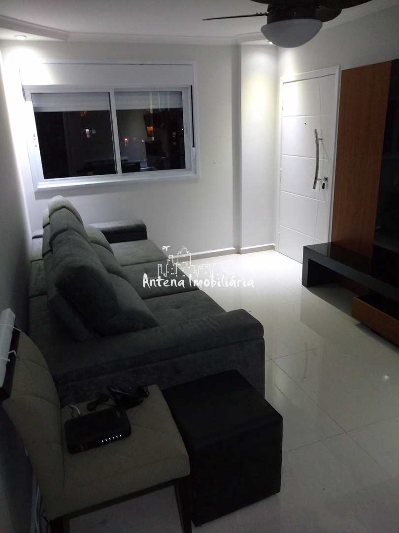 Apartamento à venda com 2 quartos, 74m² - Foto 2