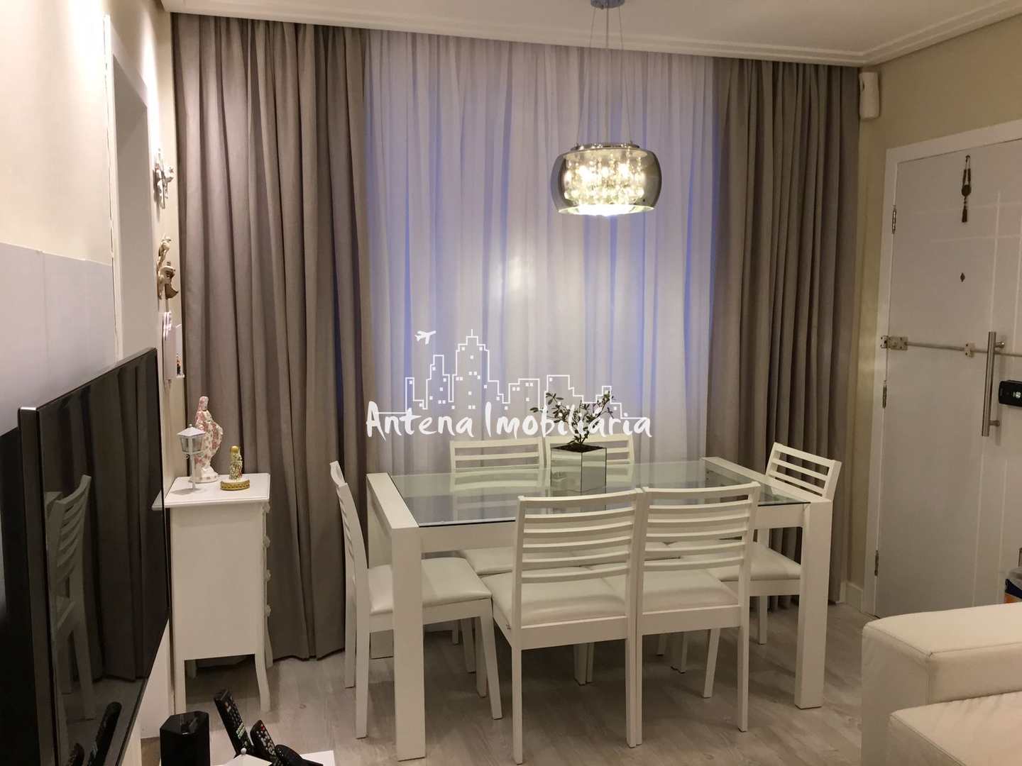 Apartamento à venda com 2 quartos, 64m² - Foto 4