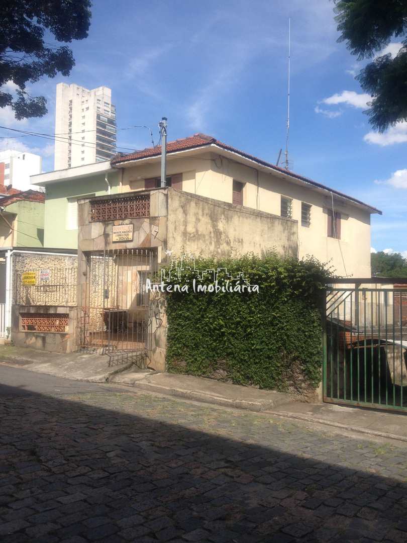 Sobrado à venda com 5 quartos, 126m² - Foto 1