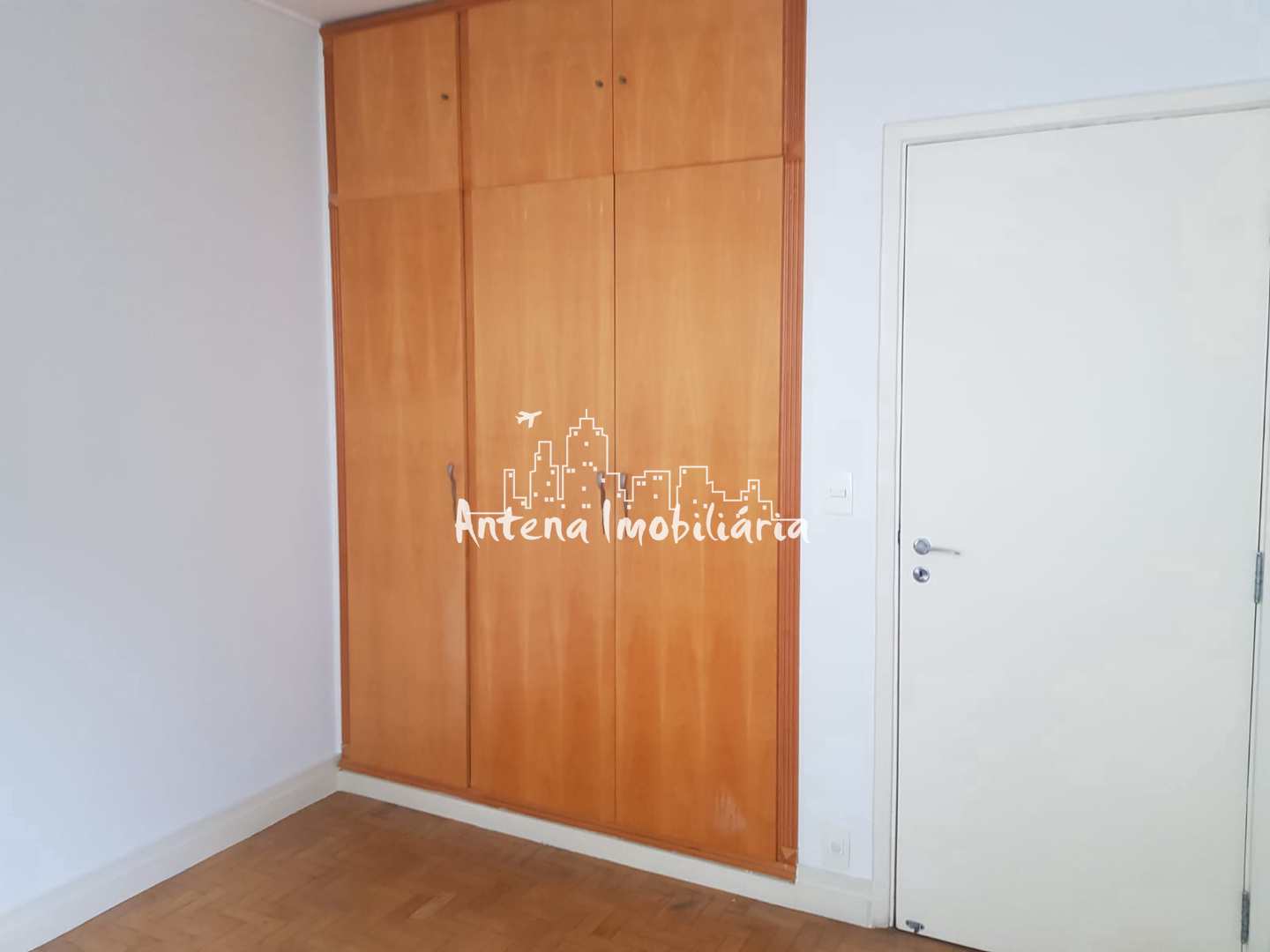 Apartamento à venda com 3 quartos, 100m² - Foto 8